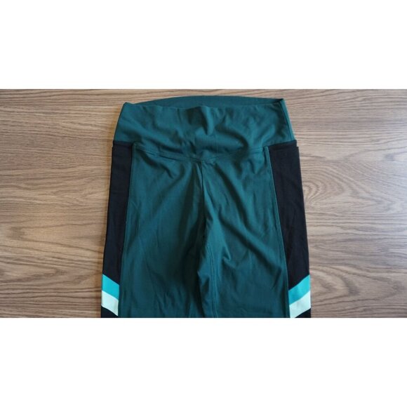 PINK Victoria's Secret Ultimate Legging Green / Black Ankle Length - Size M - Picture 6 of 16